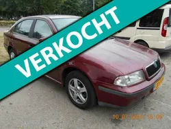 Beige Gebruikt 1999 Skoda Octavia Hatchback | € 395