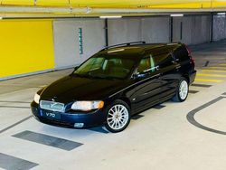 Blauw, metallic lak Gebruikt 2006 Volvo V70 Stationwagen | € 15.950