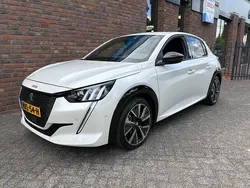 Wit Gebruikt 2022 Peugeot 208 GT Hatchback | € 20.755 (Eerlijke prijs)