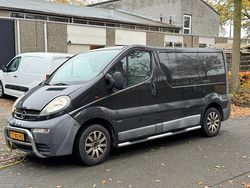 Zwart Gebruikt 2002 Opel Vivaro Van | € 1.100 (Super prijs)
