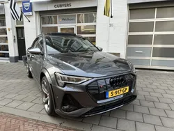 Grijs Gebruikt 2022 Audi e-tron Sportback S-Line SUV | € 64.950