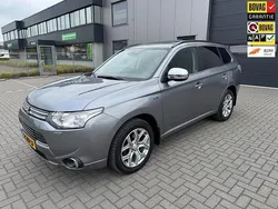 Grijs Gebruikt 2013 Mitsubishi Outlander Instyle SUV | € 8.999 (Eerlijke prijs)