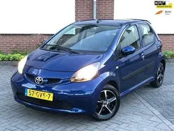 Blauw Gebruikt 2008 Toyota Aygo Hatchback | € 3.250 (Iets duurder)