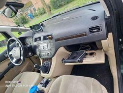 Gebruikt 2005 Ford C-MAX Ghia MPV | € 1.000 (Goede deal)