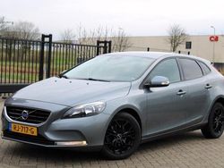 Grijs Gebruikt 2014 Volvo V40 Momentum Stationwagen | € 7.499 (Eerlijke prijs)