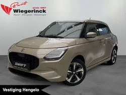 Beige Nieuw 2025 Suzuki Swift Style Hatchback | € 26.598 (Eerlijke prijs)