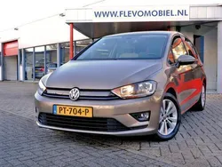 Geel, metallic lak Gebruikt 2017 VW Golf Sportsvan Comfortline MPV | € 11.750 (Goede deal)