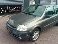 Gebruikt 2001 Renault Clio II | € 950 (Eerlijke prijs)