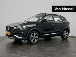 Zwart Gebruikt 2020 MG ZS Luxury Sedan | € 14.495 (Eerlijke prijs)