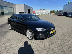Zwart Gebruikt 2018 Audi A3 S-Line Sedan | € 19.950 (Eerlijke prijs)