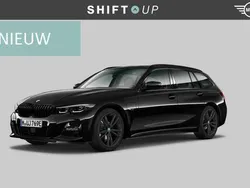 Zwart Gebruikt 2022 BMW 330 M Sport Stationwagen | € 38.940 (Eerlijke prijs)