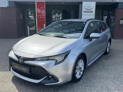 Zilver Gebruikt 2024 Toyota Corolla Hybrid Stationwagen | € 28.989
