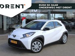 Wit Gebruikt 2024 Toyota Aygo Play Hatchback | € 19.295 (Eerlijke prijs)