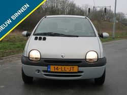 Grijs Gebruikt 2003 Renault Twingo Expression+ Hatchback | € 1.499