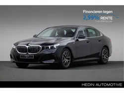 M carbonschwarz metallic (zwart metallic) Gebruikt 2025 BMW i5 Comfort Edition Sedan | € 68.880
