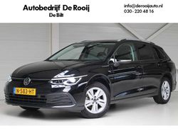 Zwart Gebruikt 2021 VW Golf VIII Business Stationwagen | € 19.950 (Eerlijke prijs)