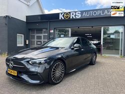 Grijs Gebruikt 2022 Mercedes C300 AMG line Sedan | € 50.950 (Iets duurder)
