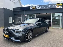 Grijs Gebruikt 2022 Mercedes C300 AMG line Sedan | € 55.750 (Duur)