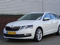 Wit Gebruikt 2020 Skoda Octavia Stationwagen | € 20.450 (Goede deal)