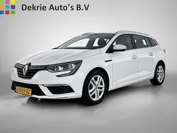 Wit Gebruikt 2020 Renault Mégane GrandTour Zen Stationwagen | € 13.990 (Eerlijke prijs)
