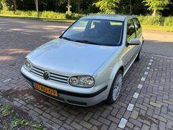Grijs Gebruikt 1999 VW Golf IV Trendline Hatchback | € 1.350 (Eerlijke prijs)