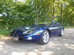 Blauw, metallic lak Gebruikt 2003 Jaguar XK8 Coupé | € 13.950 (Super prijs)