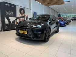 Zwart Gebruikt 2025 Lexus LBX SUV | € 49.950