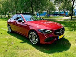 Rood Gebruikt 2022 Mercedes C300e Luxury Sedan | € 35.000