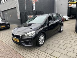 Zwart Gebruikt 2016 BMW 218 Stationwagen | € 9.999 (Goede deal)