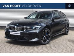 Zwart Gebruikt 2024 BMW 330e Comfort Edition Stationwagen | € 58.950 (Duur)