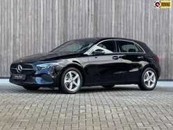 Zwart, metallic lak Gebruikt 2024 Mercedes A250 Edition Sedan | € 32.900 (Super prijs)
