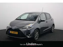 Grijs Gebruikt 2019 Toyota Yaris Hybrid Hatchback | € 15.450 (Eerlijke prijs)
