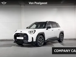 Wit Nieuw 2025 Mini Cooper Hatchback | € 45.890 (Eerlijke prijs)