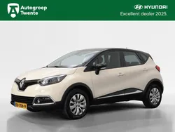 Beige Gebruikt 2016 Renault Captur Expression SUV | € 10.645 (Eerlijke prijs)
