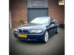 Blauw Gebruikt 2003 BMW 330 Executive Sedan | € 4.750 (Eerlijke prijs)
