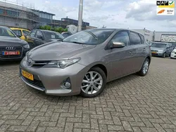 Bruin Gebruikt 2016 Toyota Auris Hybrid Hatchback | € 9.950 (Goede deal)