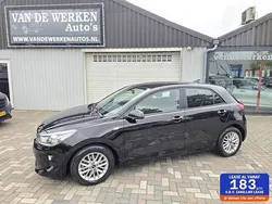 Zwart Gebruikt 2020 Kia Rio Hatchback | € 13.450 (Eerlijke prijs)