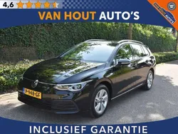 Zwart, metallic lak Gebruikt 2022 VW Golf VIII Business Stationwagen | € 22.950 (Eerlijke prijs)