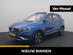Blauw Gebruikt 2020 MG ZS Luxury Sedan | € 15.495 (Eerlijke prijs)