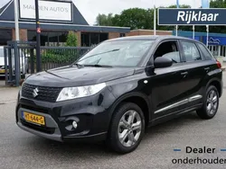 Zwart Gebruikt 2016 Suzuki Vitara Comfort SUV | € 13.650 (Eerlijke prijs)