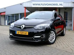 Zwart, metallic lak Gebruikt 2014 Renault Mégane GrandTour Bose Edition Stationwagen | € 6.450 (Eerlijke prijs)