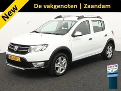 Wit Gebruikt 2014 Dacia Sandero Lauréate Hatchback | € 6.500 (Eerlijke prijs)
