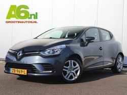 Grijs, metallic lak Gebruikt 2019 Renault Clio IV Zen Hatchback | € 9.999 (Eerlijke prijs)