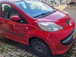 Rood Gebruikt 2007 Peugeot 107 Hatchback | € 1.850 (Goede deal)