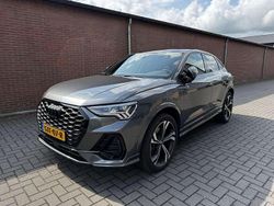 Grijs Gebruikt 2021 Audi Q3 S-Line SUV | € 36.950