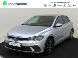 Grijs Gebruikt 2023 VW Polo Life Hatchback | € 18.950 (Goede deal)