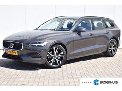 Grijs Gebruikt 2023 Volvo V60 Stationwagen | € 34.860 (Super prijs)
