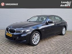 Zwart Gebruikt 2023 BMW 320e Sedan | € 31.495 (Super prijs)