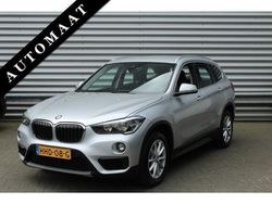 Grijs, metallic lak Gebruikt 2018 BMW X1 Comfort Edition SUV | € 19.950 (Super prijs)