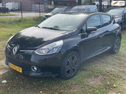 Zwart Gebruikt 2014 Renault Clio IV Hatchback | € 3.650 (Goede deal)